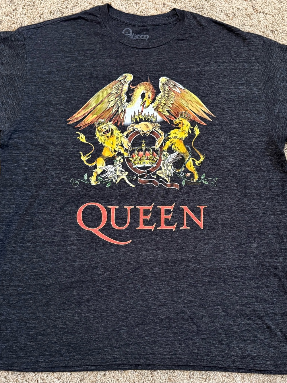 Queen Crest Graphic Tee - Black Heather